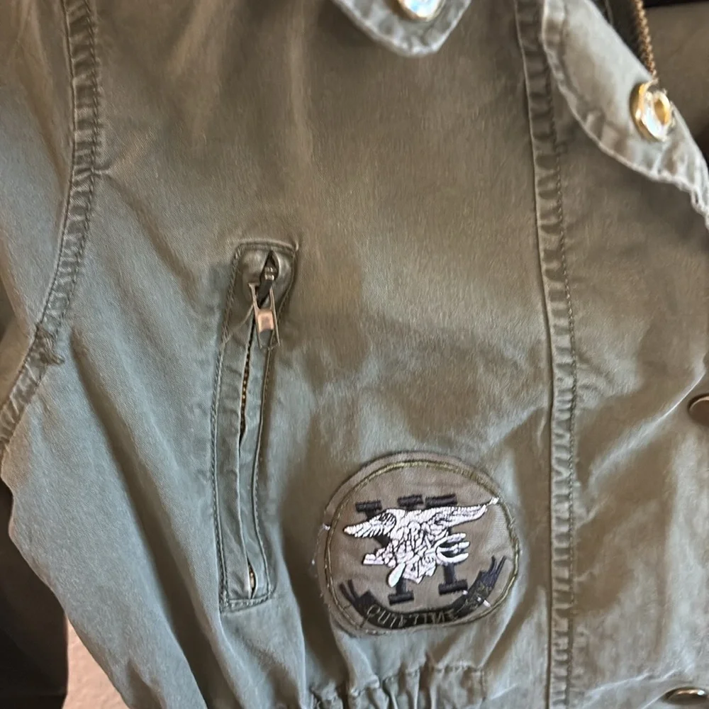 The Story Hooded Army Green Military Style Jacket with Patches/ Size Small